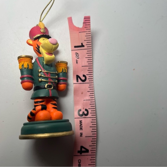 Disney Store Tigger Christmas Parade Nutcracker Ornament 1990’s Rare - Picture 4 of 6